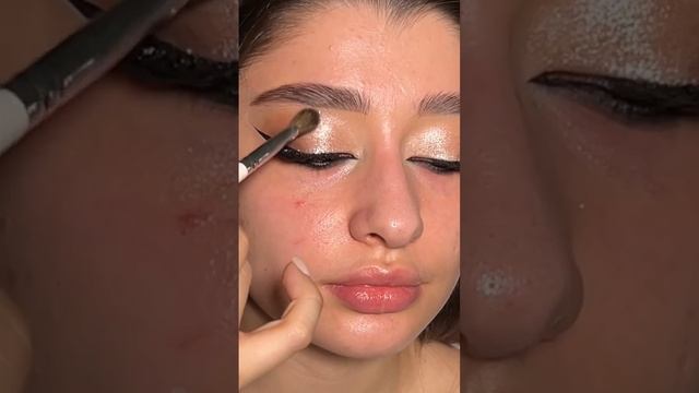 Свадебный макияж #makeup #beauty #bridalmakeup #makeuptutorial смотреть онлайн