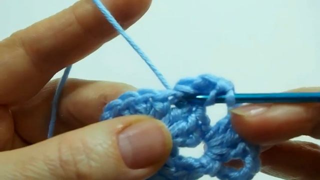 How to Crochet a Granny Square | Absolute Beginners Простой бабушкин квадрат крючком.Мотив Урок 17 смотреть онлайн