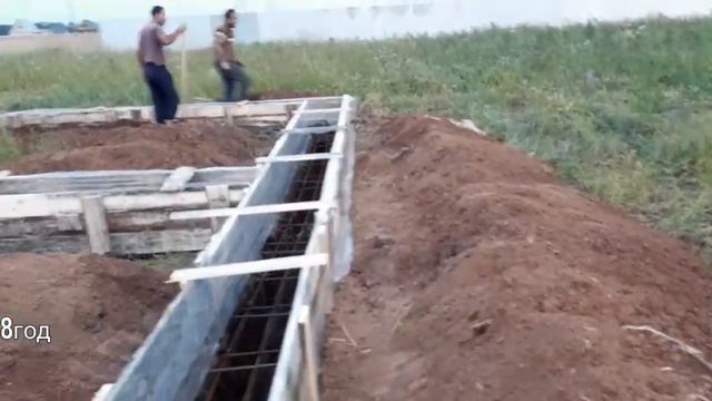 Ленточный фундамент 9 х 10 от А до Я. Некоторые подробности в описании. смотреть онлайн