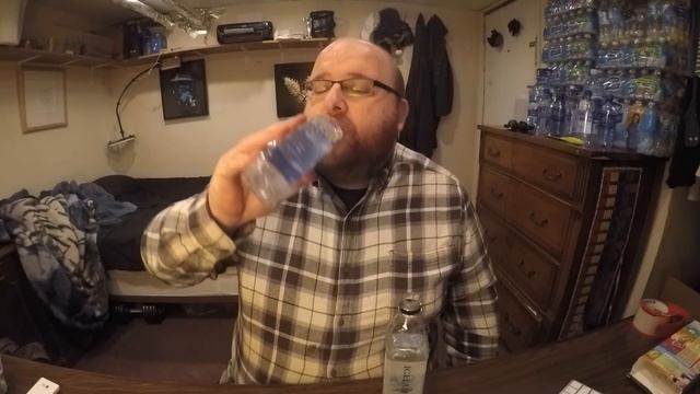 Jon Drinks Water #3998 Glacier Isle VS Icelandic Glacial Natural Spring Water смотреть онлайн
