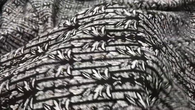 Костюмная ткань Caractere смотреть онлайн