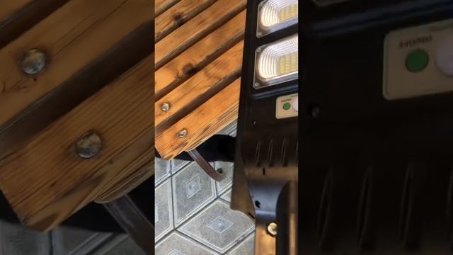 Светодиодный светильники уличного освещения на солнечной батарее. НОВИНКА. смотреть онлайн