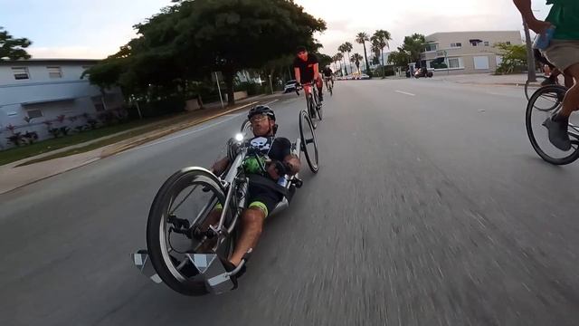 CRITICAL MASS RETRO смотреть онлайн