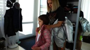 ОДИН ДЕНЬ Амельки из Жизни с Мамой vs Папой!