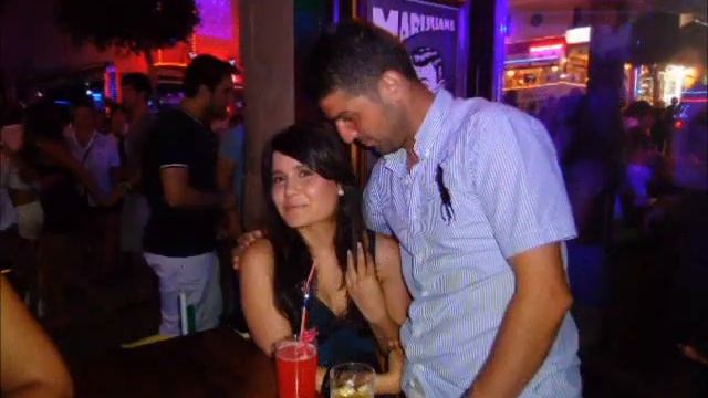 NEŞE DELİBAŞ....SANA GİT DİYEMEM AMA KAL DEMEKTE GELMİYOR İÇİMDEN .....wmv смотреть онлайн