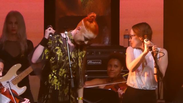 Fiona Apple & Shirley Manson - You Don't Own Me ( Bootleg Theater, Los Angeles CA 2/3/18) смотреть онлайн