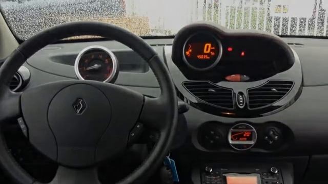 Renault Twingo 1.2 16V Dynamique, Climate controle, L.M. Velgen, Trekhaak. Cabrio dak смотреть онлайн