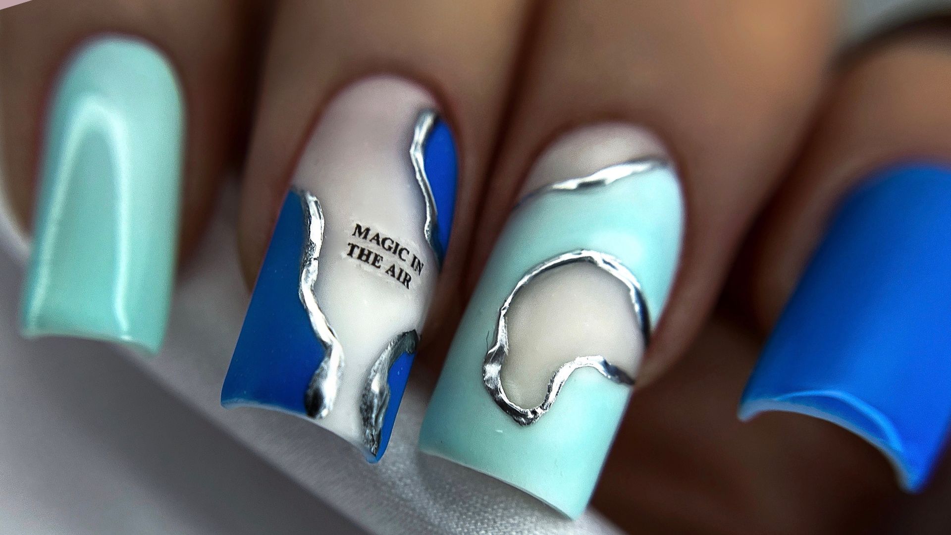 ГЛАВНАЯ ПРОБЛЕМА в Маникюре Самой Себе! Основные сложности! смотреть онлайн