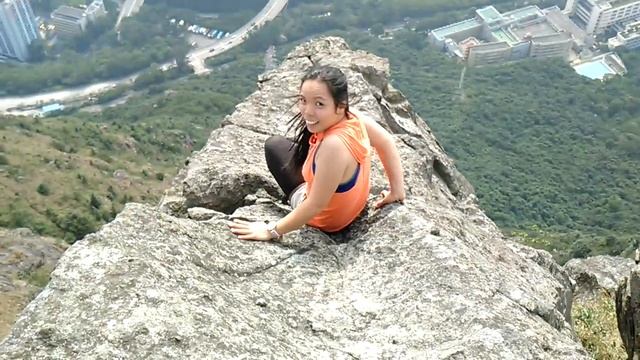 Suicide Cliff On tRack смотреть онлайн