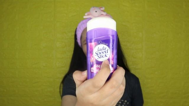 Lady Speed Stick | Deodorant Stick | Review | Gadiza Asyari смотреть онлайн