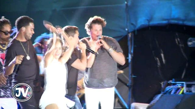 TODO PASA EN PESCAITO Grabacion Master sin editar Carlos vives en la Castellana смотреть онлайн