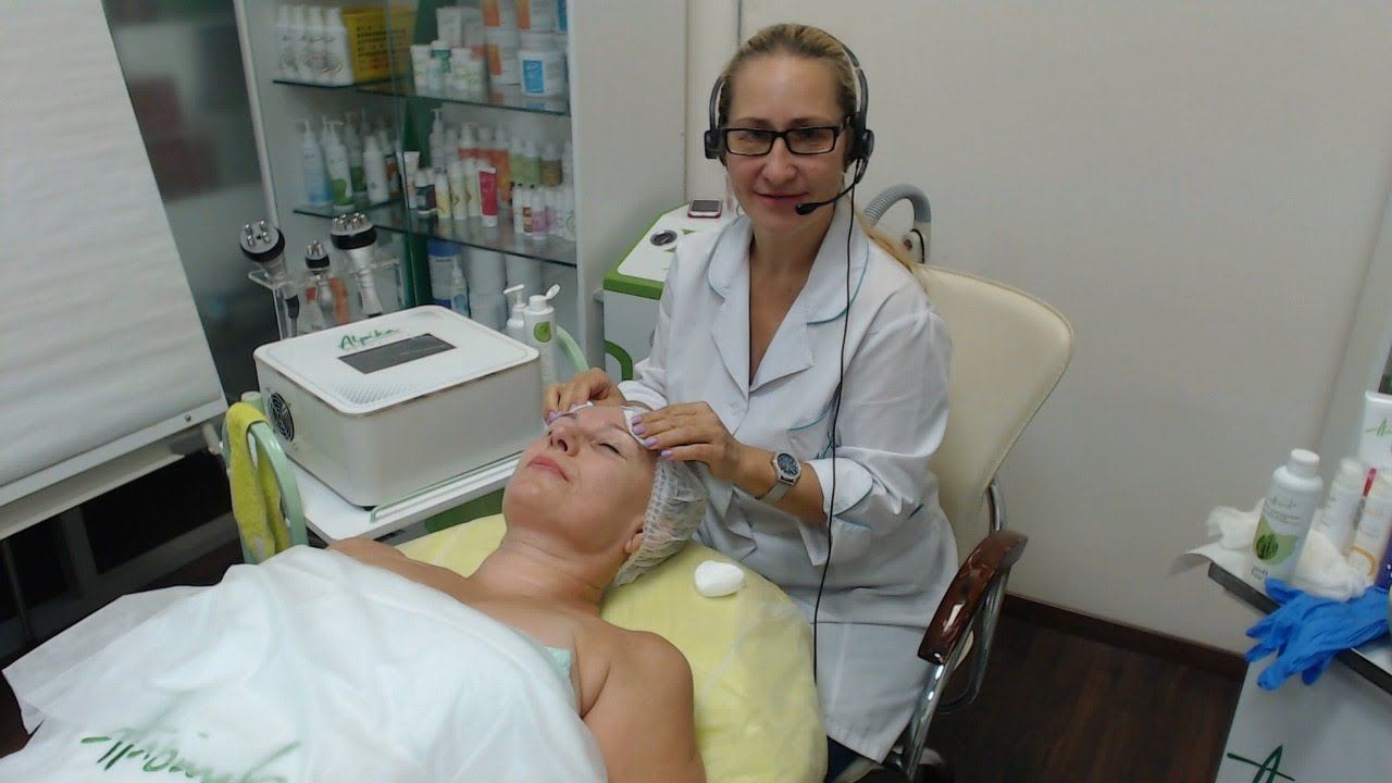 Интенсивное аппаратное омоложение. Авторская процедура Погосова Э.Р. смотреть онлайн