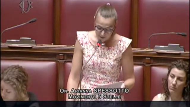 07/08/2013 Arianna Spessotto 'Secondo intervento sull'Ilva, dopo la risposta del ministro Maovero' смотреть онлайн
