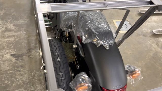 2023 Honda 750 Shadow first look in crate смотреть онлайн