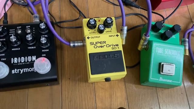 Ibanez Ts808 vs Boss SD-1 Strymon Iridium Round amp(no talking) смотреть онлайн