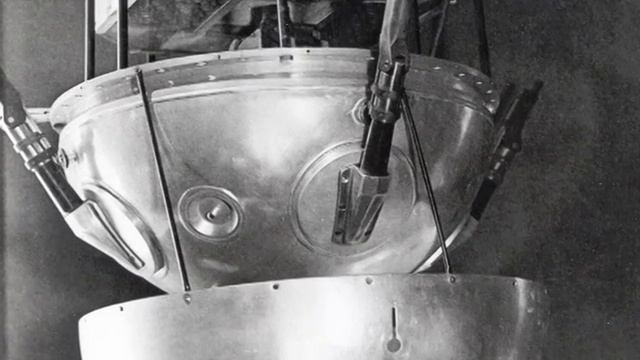 Sputnik 1, Earth's First Artificial Satellite смотреть онлайн