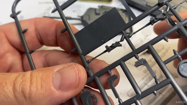 M1A1 Abrams tank 1990 Gulf War build part 3 assembly done. 1/100 or 15mm scale models. смотреть онлайн