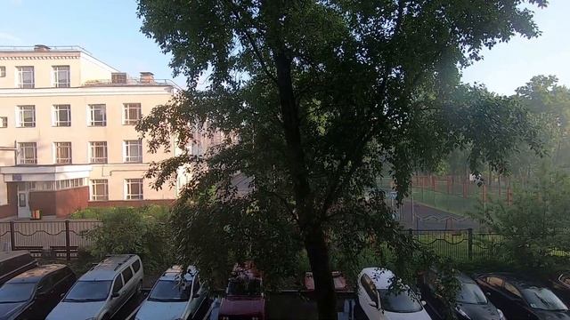 Со Святой Троицей! Немного о погоде в Москве. смотреть онлайн