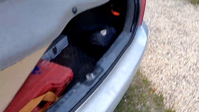 Воняет выхлопными газами в салоне автомобиля Поиск причины смотреть онлайн