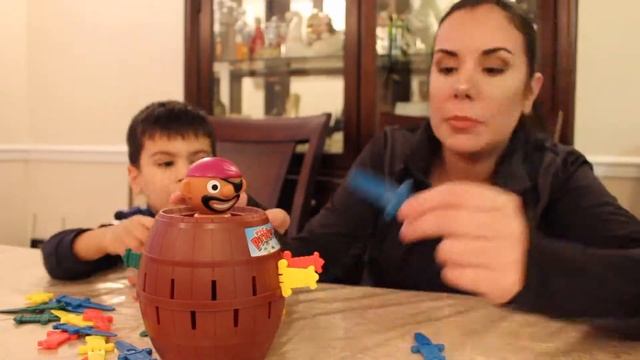 Board Games For Kids- Pop-Up Pirate! смотреть онлайн