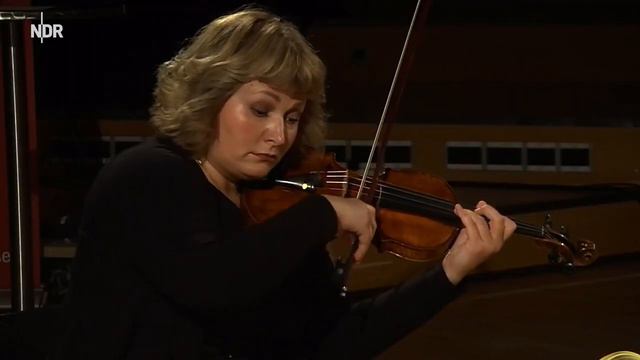 W. A. Mozart: Streichquartett C-Dur mit dem Noah Quartett | NDR Elbphilharmonie Orchester смотреть онлайн