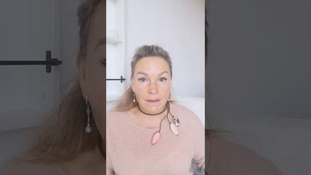 Лучшие массажи для лица. Ответы на вопросы смотреть онлайн