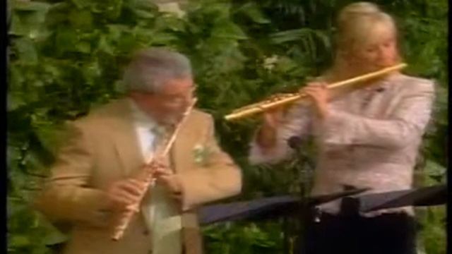 Sir James and Lady Jeanne Galway at The Crystal Cathedral смотреть онлайн