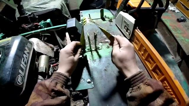 НАДЁЖНОЕ КРЕПЛЕНИЕ БЕНЗОПИЛЫ НА КРЫЛО КАРАКАТА. смотреть онлайн