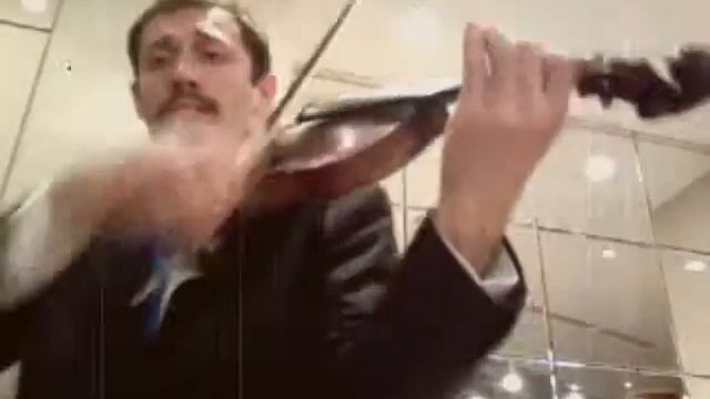 THE VIOLINMAN AT SEA №39 - F. Kreisler, Small Viennoise March - 15.04.2015 смотреть онлайн