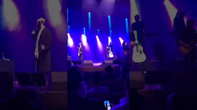 Yair Elitzur hosts Ishay Ribo in a Special Concert Jerusalem. смотреть онлайн