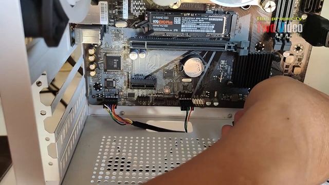 Aigo Darkflash DX240 V2 RGB Installation on Aeorocool Trinity Mini смотреть онлайн