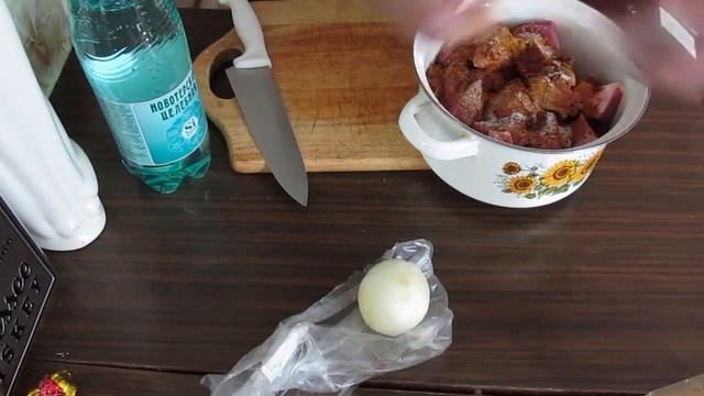 Очень вкусный и быстрый способ приготовить шашлык. смотреть онлайн