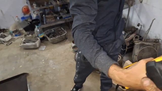 Гайковёрт DeWalt 894 600nm что он может, стоит-ли брать. смотреть онлайн