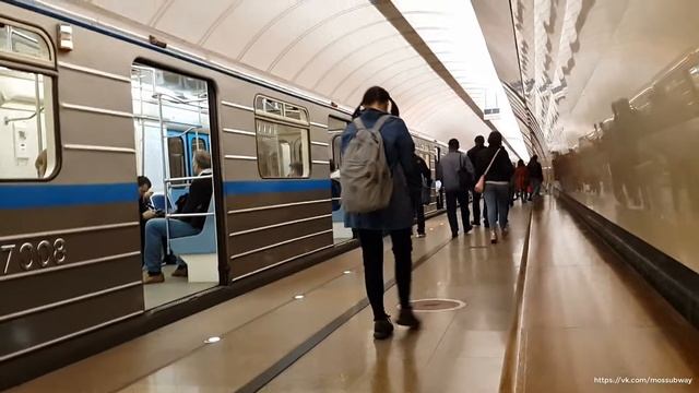 81-717.6/714.6 "Номерной" на станции "Марьина роща" смотреть онлайн