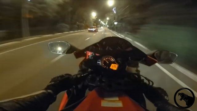 Дрифт на BMW M5 (f90) и Honda CBR1000RR смотреть онлайн