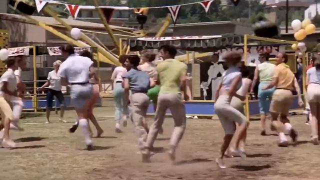 WE GO TOGETHER - Grease Olivia Newton John & John Travolta смотреть онлайн