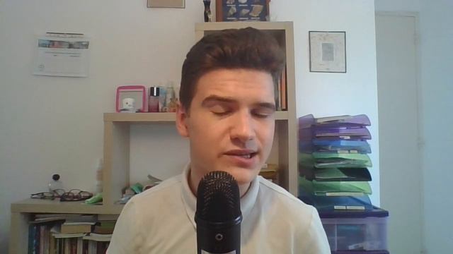 Илья на протяжении 11 минут 10 секунд обещает выпускать видео смотреть онлайн