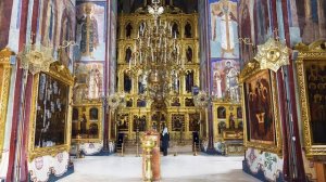 Сорокоуст за упокой — как и за кого молятся