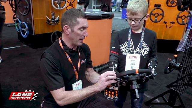 MPI - Max Papis Innovations - Racing Gloves смотреть онлайн