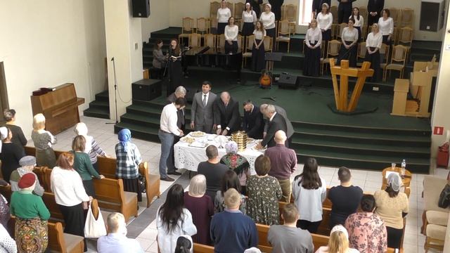 "Взойдём на Голгофу,мой брат.."*хлебопреломление*. смотреть онлайн