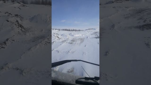 На старательский участок Камагин доставляем топливо по зимнику. смотреть онлайн