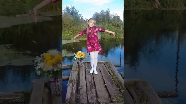 Страна читающая – Бельская Елизавета читает произведение "Утро" (Никитин Иван) смотреть онлайн