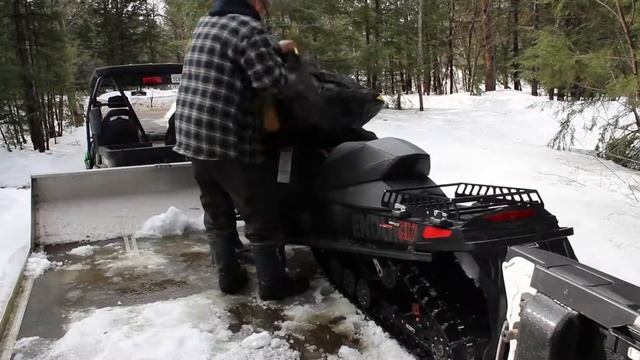 StowNRide (Snowmobile Mirror System) смотреть онлайн