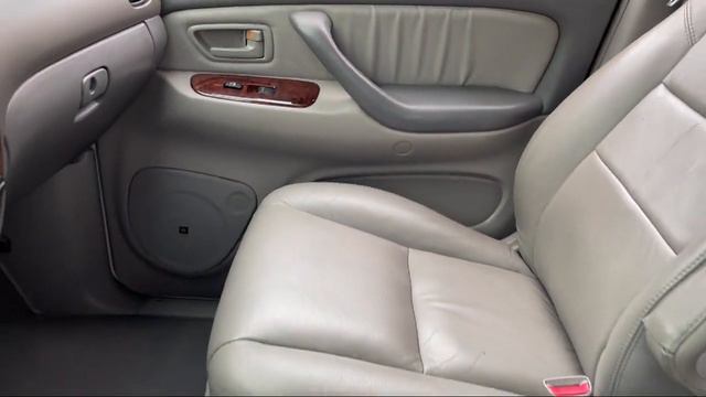 2006 Toyota Sequoia 4dr Limited 4WD (Natl) смотреть онлайн