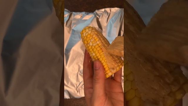 Кукуруза запечённая в духовке. смотреть онлайн