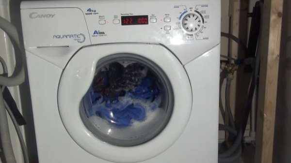 Candy Aquamatic Tempo AQUA1042D1 : cotton 60'c + sensitive care