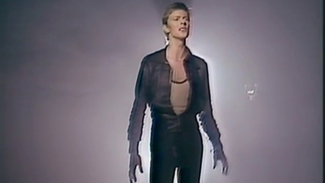 David Bowie - Heroes смотреть онлайн