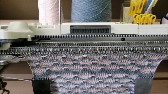 Ленивый жаккард для любой вязальной машины смотреть онлайн