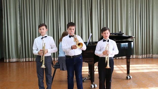 Трио трубачей смотреть онлайн