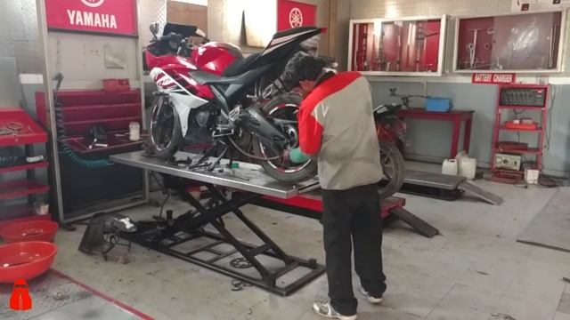 Front Shocker Seal & Chain set Replacement | | Yamaha | R15 смотреть онлайн